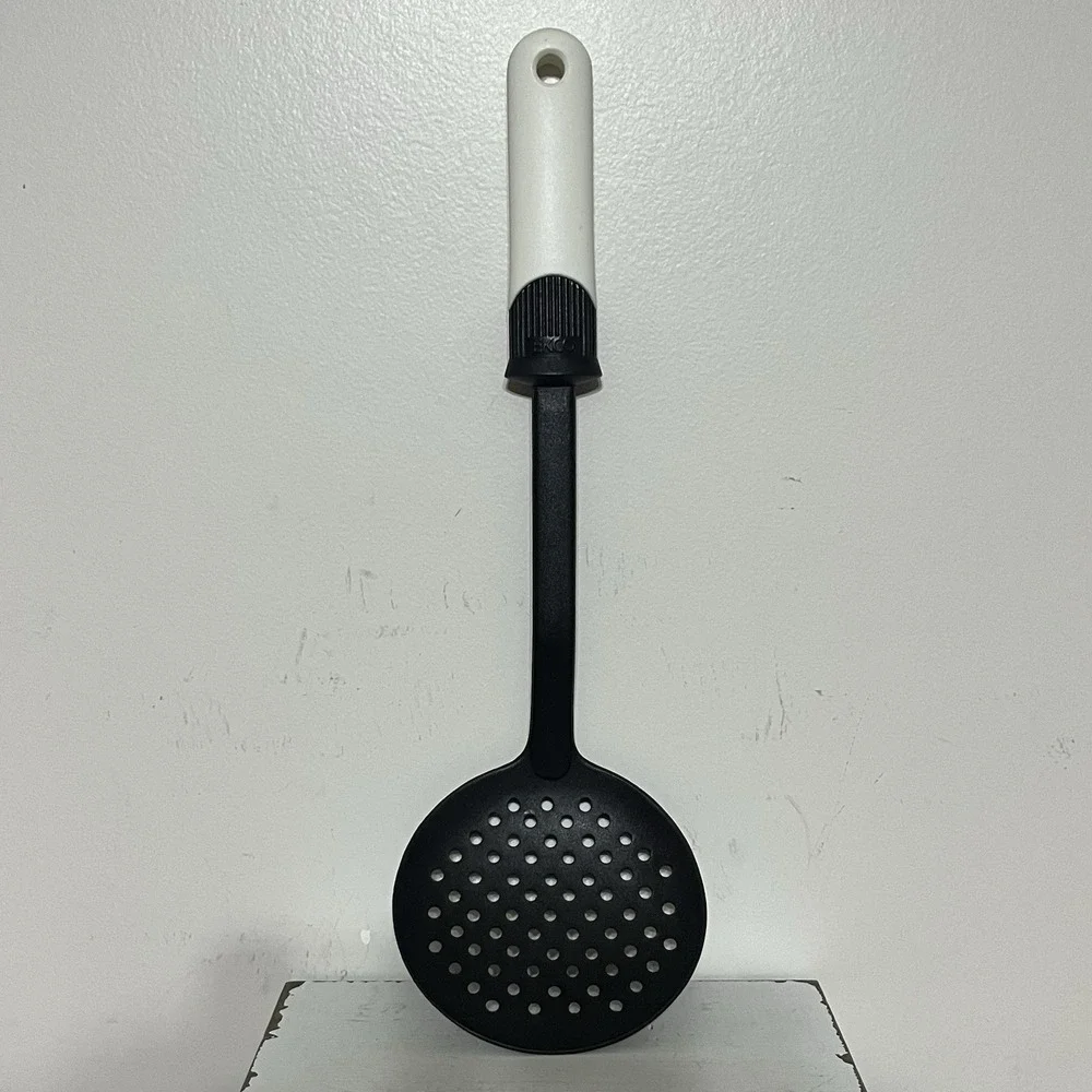 Ekco‎ SoftWorks Skimmer Spoon Silicone and Nylon Black & White